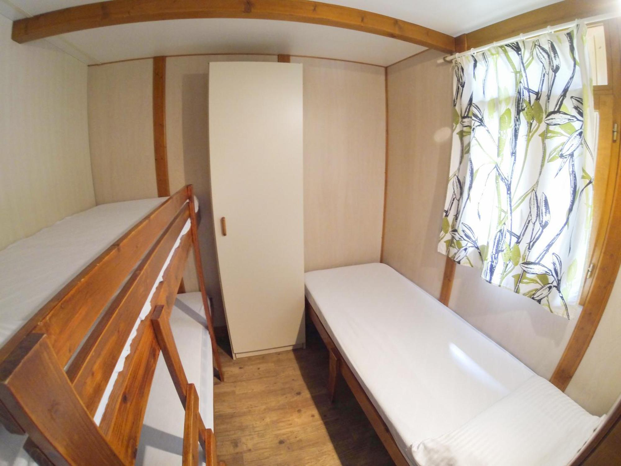 Camping L'Espelt Ла Побла де Лилет Стая снимка