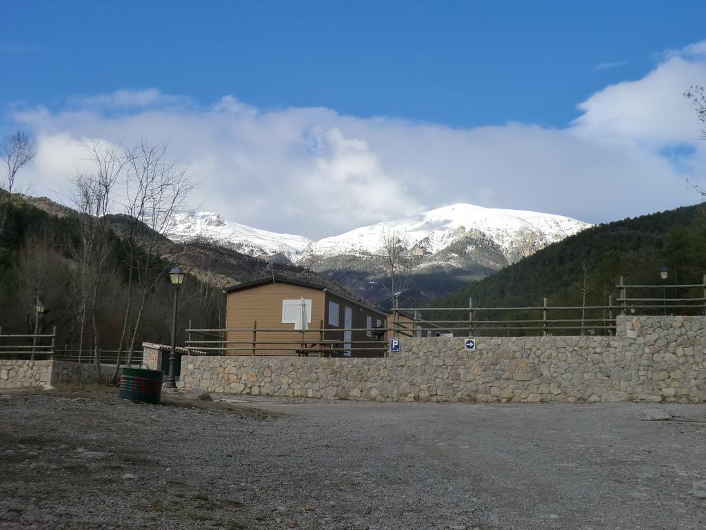 Camping L'Espelt Ла Побла де Лилет Екстериор снимка