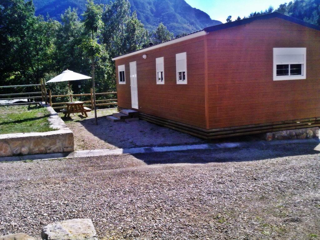 Camping L'Espelt Ла Побла де Лилет Стая снимка