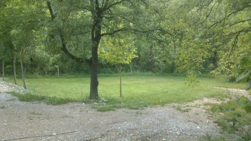 Camping L'Espelt Ла Побла де Лилет Екстериор снимка